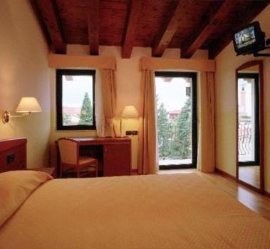 Hotel Ristorante Pedrocchi San Giorgio di Perlena Pokój zdjęcie